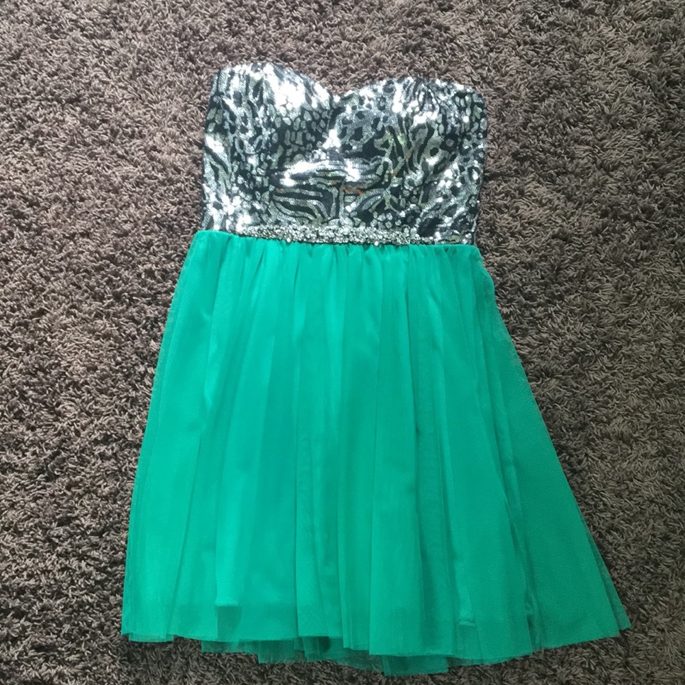 Cocktail dress